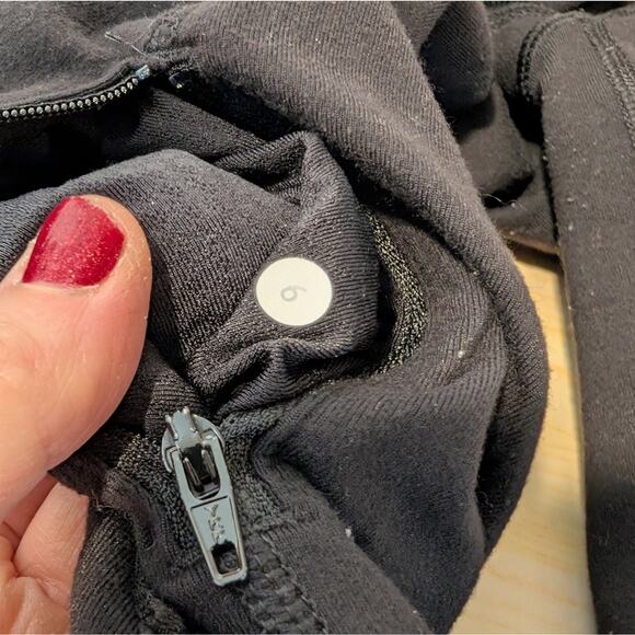 Lululemon Athletica Black Scuba Hoodie High Collar Zip Front Size 6 - Picture 6 of 8